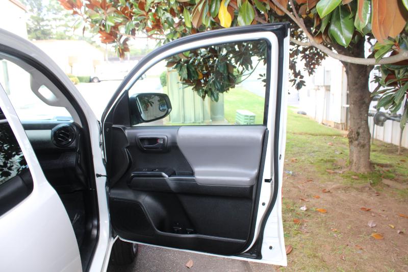 2022 Toyota Tacoma SR5 Access Cab photo 16