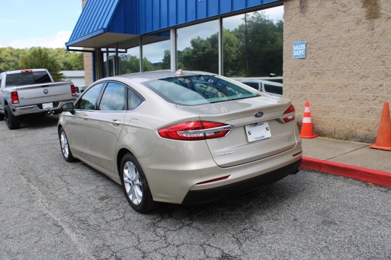 Ford Fusion SE FWD 2019