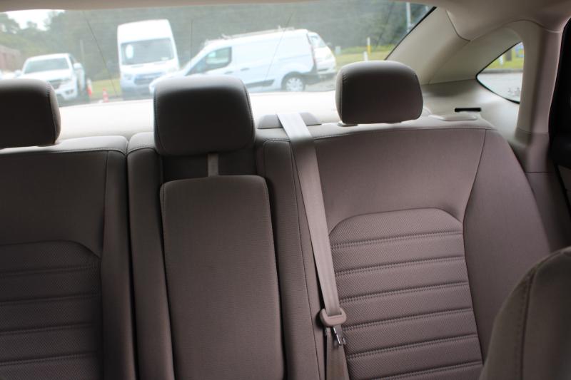 Ford Fusion SE FWD 2019
