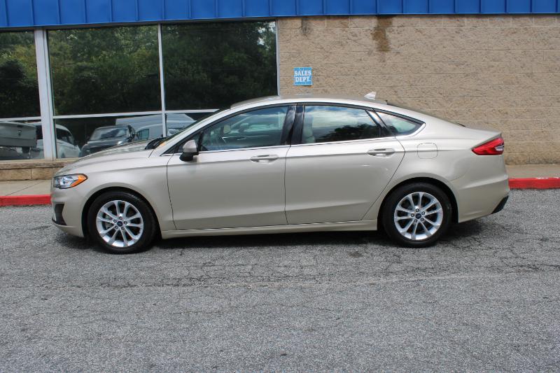 Ford Fusion SE FWD 2019