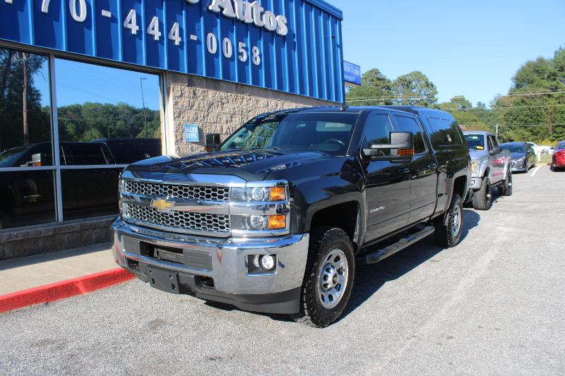 2019 Chevrolet Silverado 2500HD LT photo 3