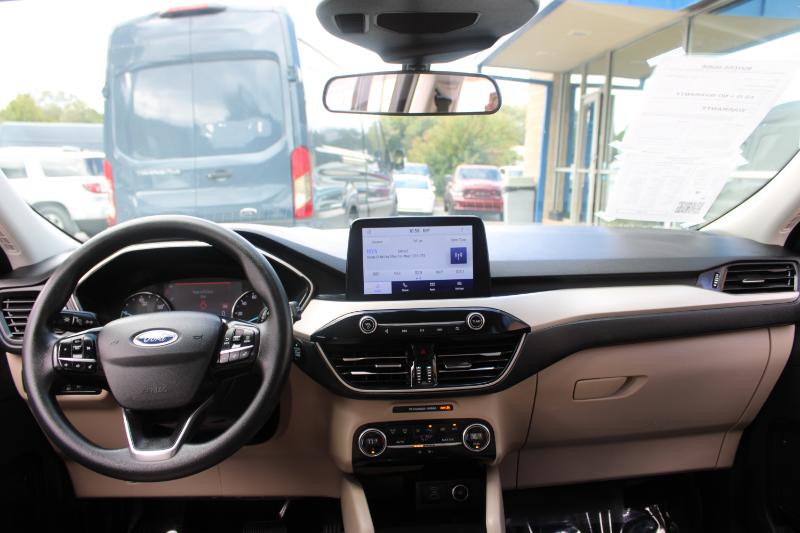 2021 Ford Escape SE Hybrid photo 8