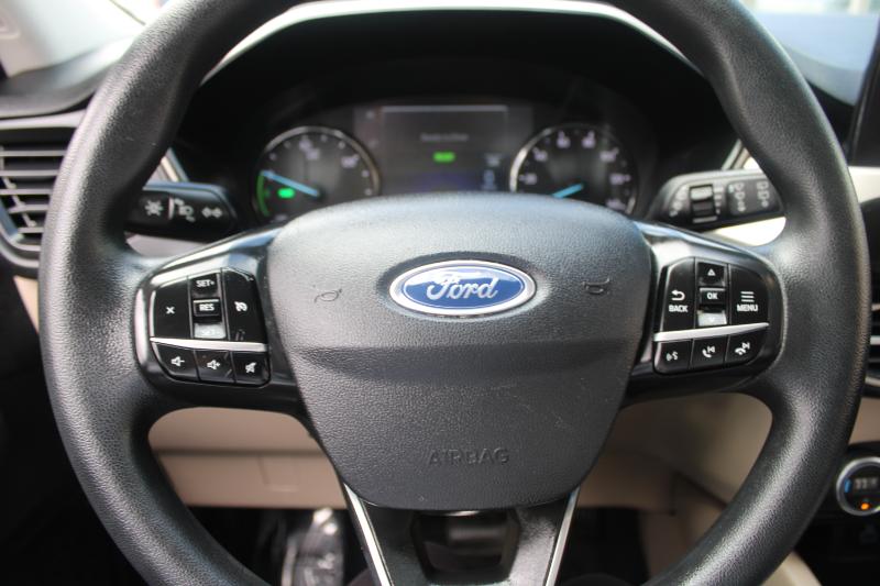 2021 Ford Escape SE Hybrid photo 9