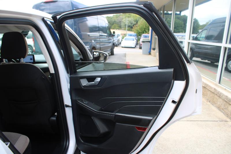 2021 Ford Escape SE Hybrid photo 20