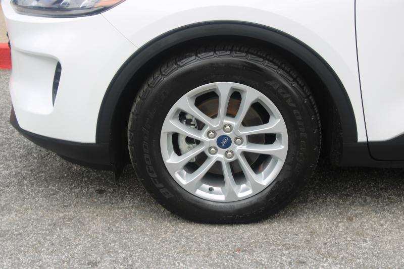 2021 Ford Escape SE Hybrid photo 22