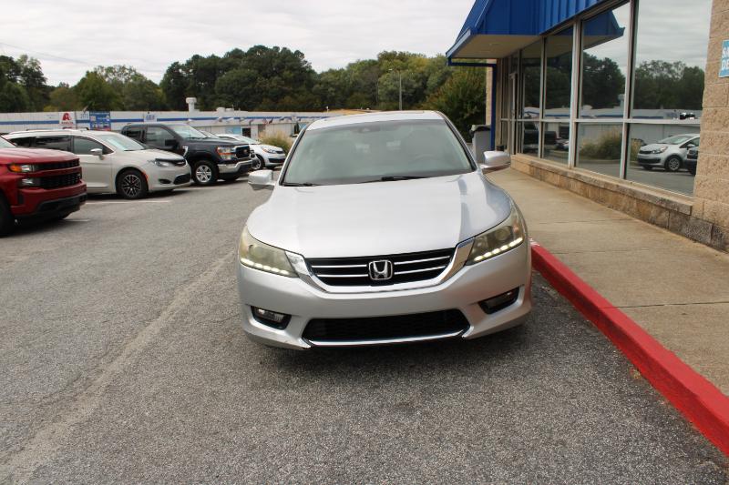 2015 Honda Accord V6 EX-L photo 2