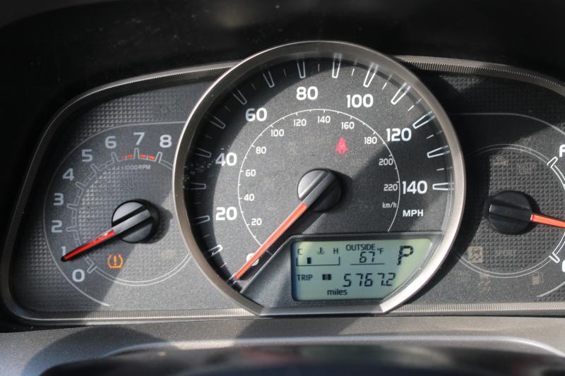 Toyota RAV4 FWD 4dr XLE (Natl) 2015