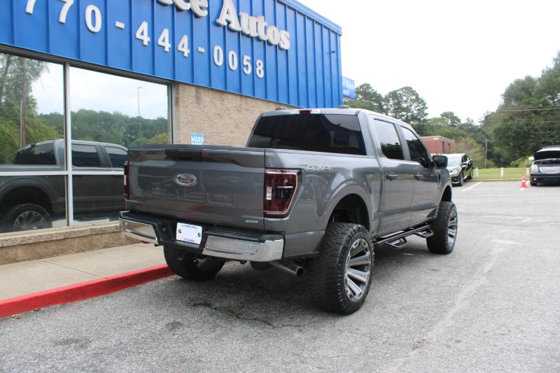 2021 Ford F-150 XLT photo 2
