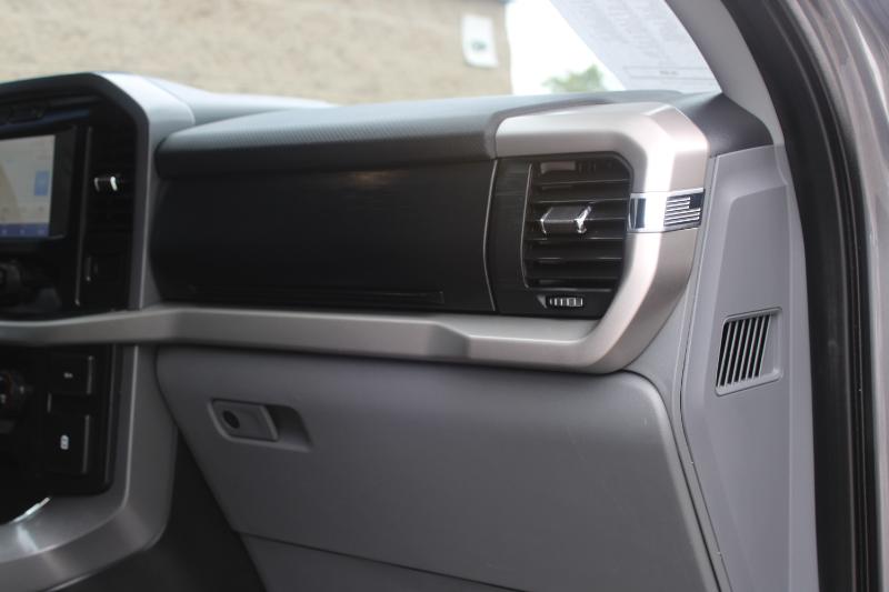 2021 Ford F-150 XLT photo 14