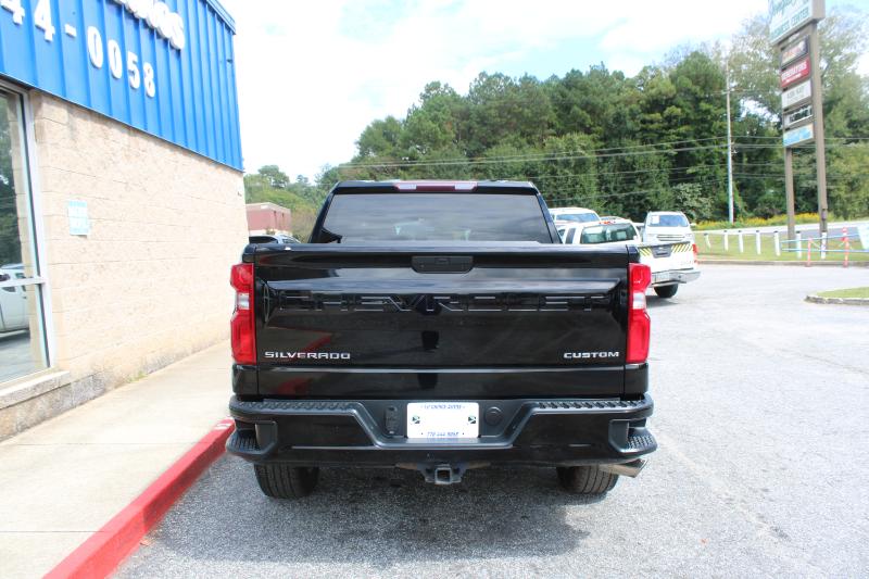 2020 Chevrolet Silverado 1500 Custom photo 2