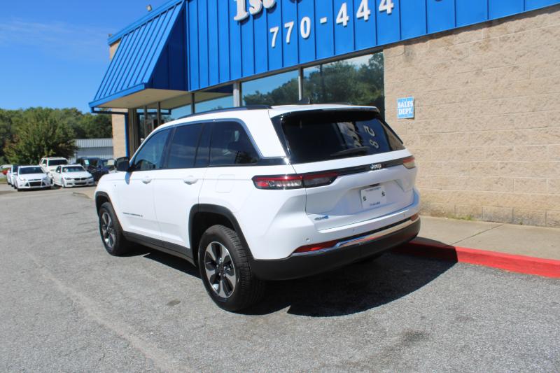 2023 Jeep Cherokee 4xe photo 4