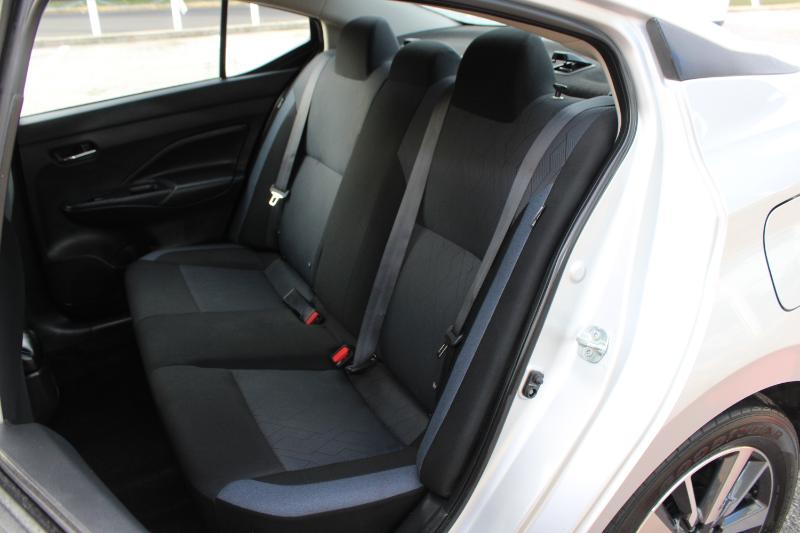 Nissan Versa SV CVT 2023