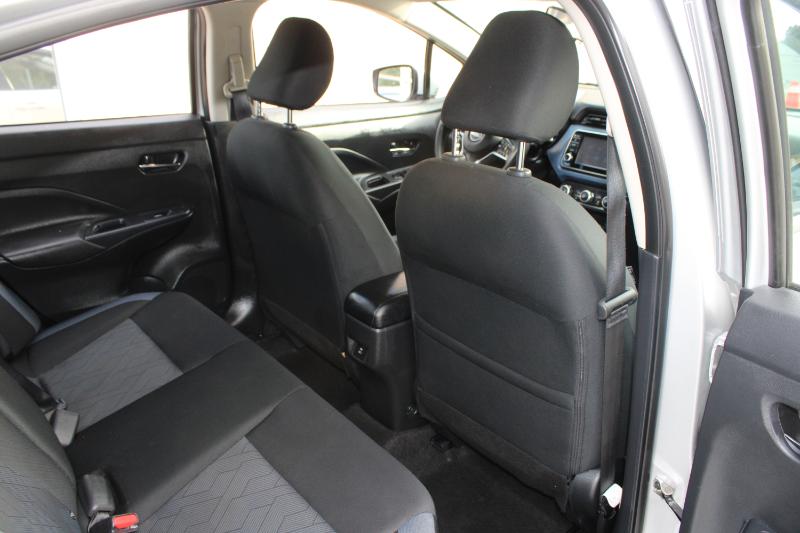 Nissan Versa SV CVT 2023