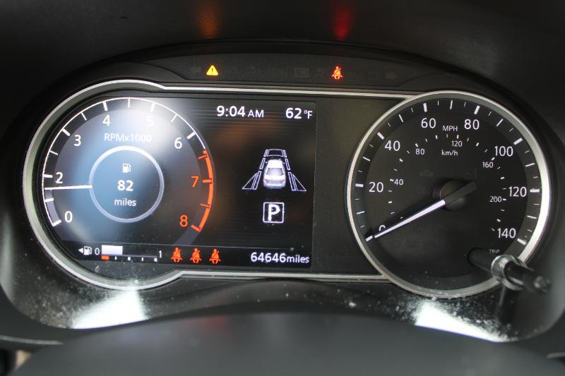 Nissan Versa SV CVT 2023