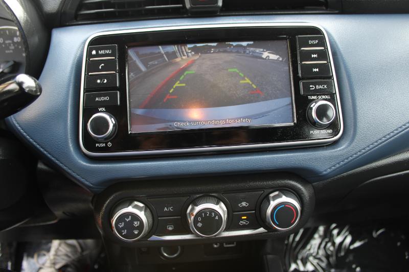 Nissan Versa SV CVT 2023