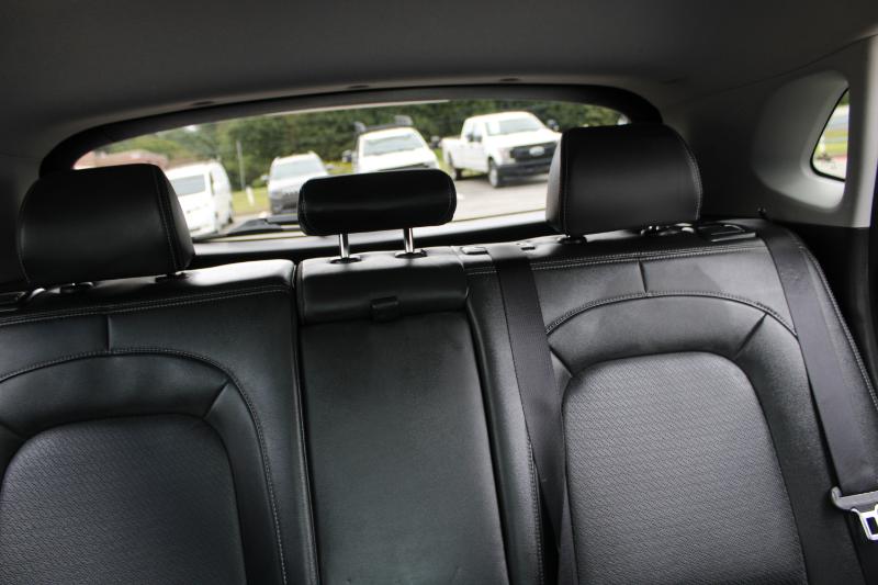 2021 Hyundai Kona Limited photo 4