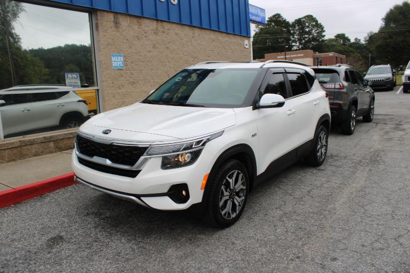 2021 Kia Seltos EX photo 3