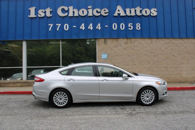 2015 Ford Fusion SE Hybrid photo 3