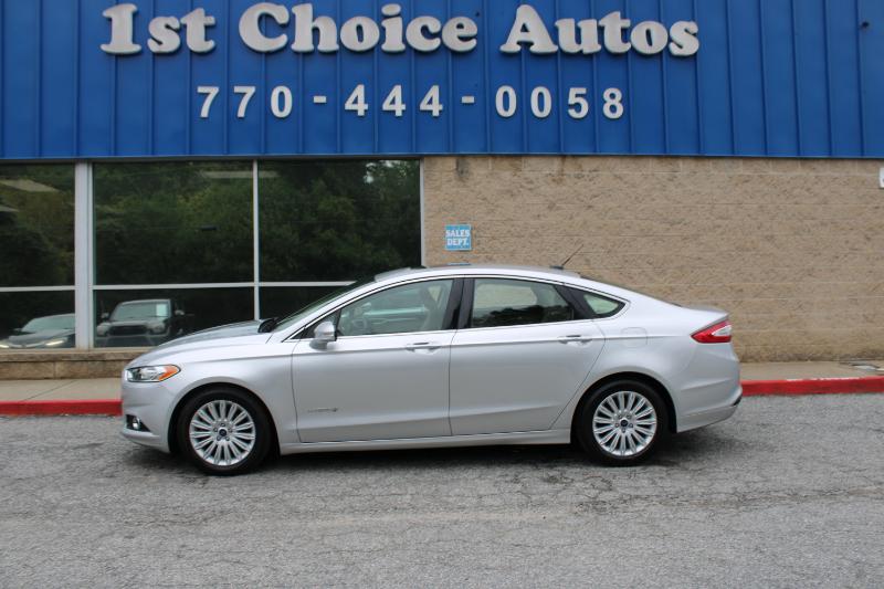 2015 Ford Fusion SE Hybrid photo 4
