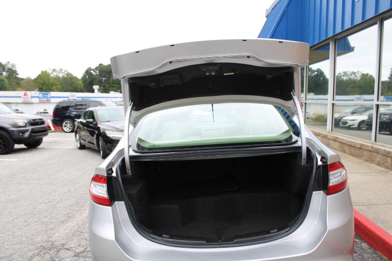Ford Fusion 4dr Sdn SE Hybrid FWD 2015