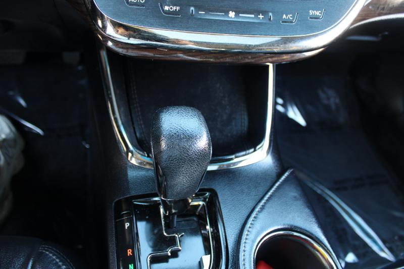 Toyota Avalon 4dr Sdn XLE Touring (Natl) 2015