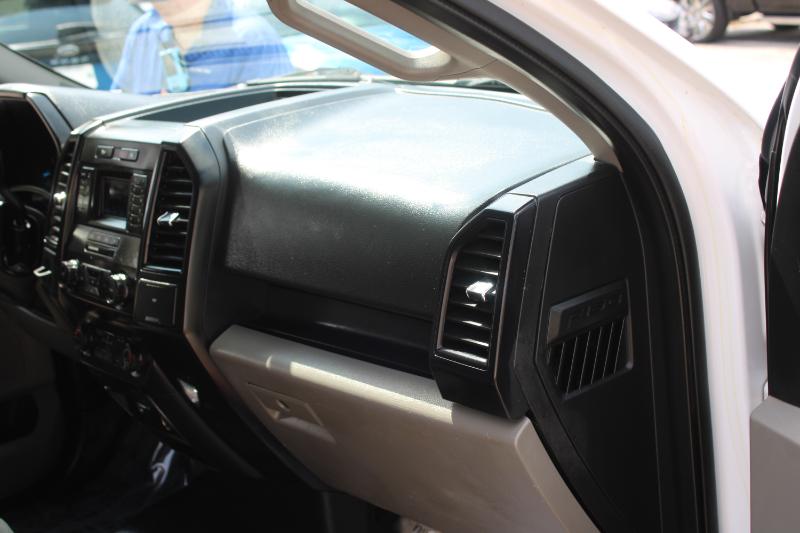 Ford F-150 XL 2WD Reg Cab 8' Box 2019