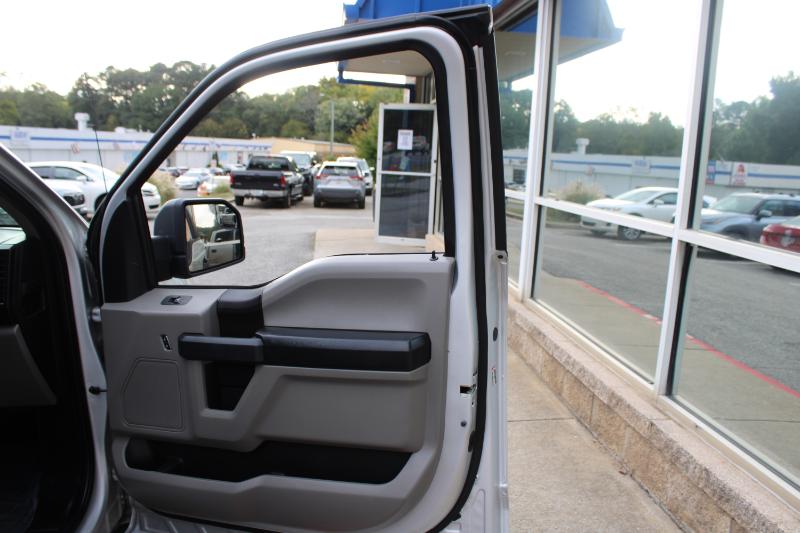 Ford F-150 XL 2WD SuperCrew 5.5' Box 2019