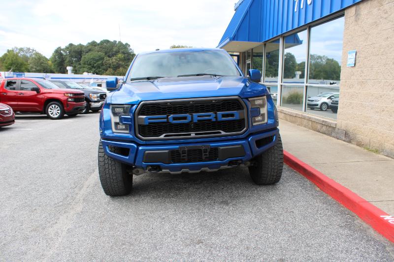 2017 Ford F-150 Raptor photo 2