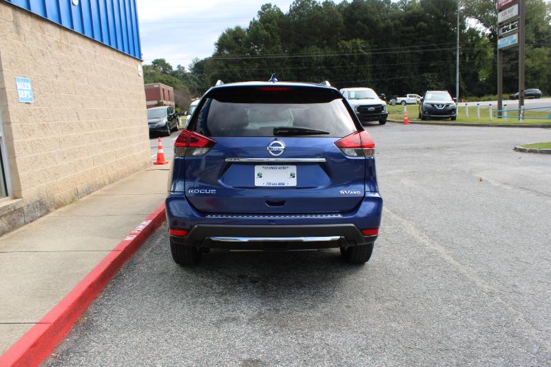 2018 Nissan Rogue AWD SV photo 3