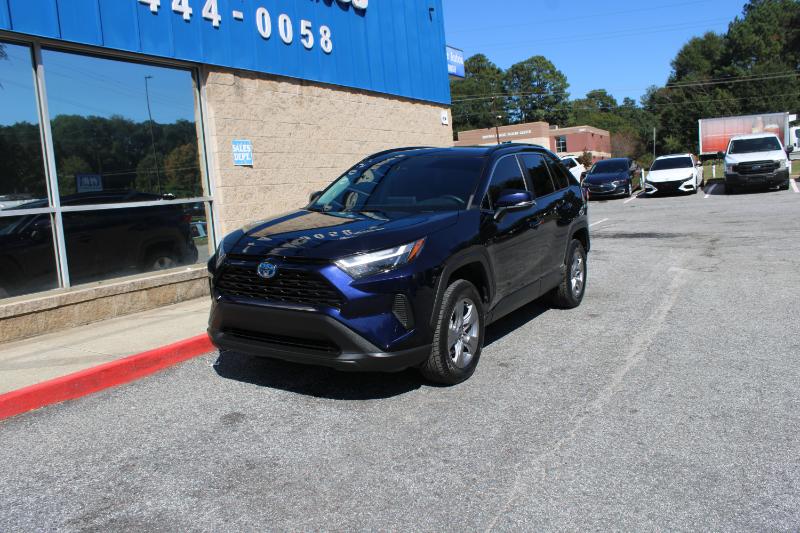 Toyota RAV4 Hybrid XLE AWD (Natl) 2022
