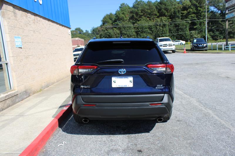 Toyota RAV4 Hybrid XLE AWD (Natl) 2022