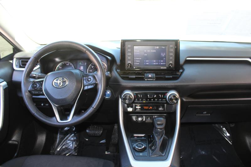 Toyota RAV4 Hybrid XLE AWD (Natl) 2022