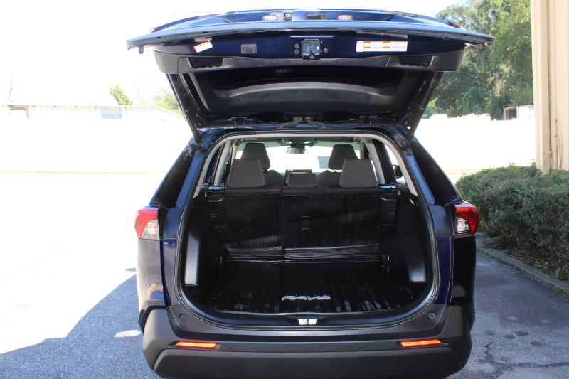 Toyota RAV4 Hybrid XLE AWD (Natl) 2022