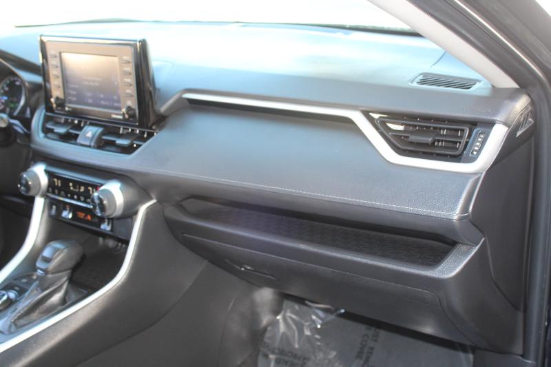 Toyota RAV4 Hybrid XLE AWD (Natl) 2022
