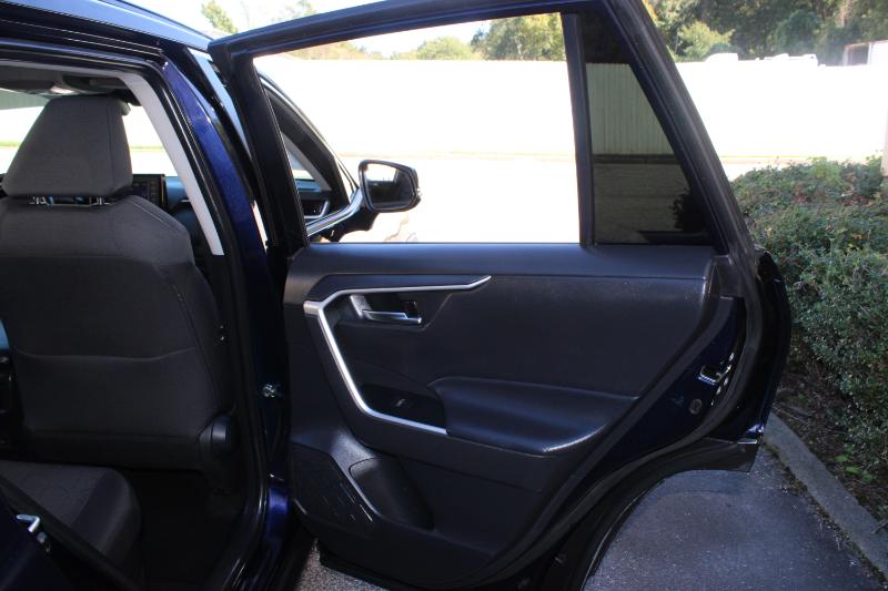 Toyota RAV4 Hybrid XLE AWD (Natl) 2022