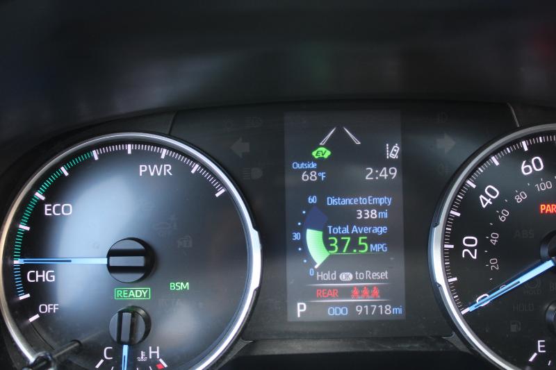 Toyota RAV4 Hybrid XLE AWD (Natl) 2022