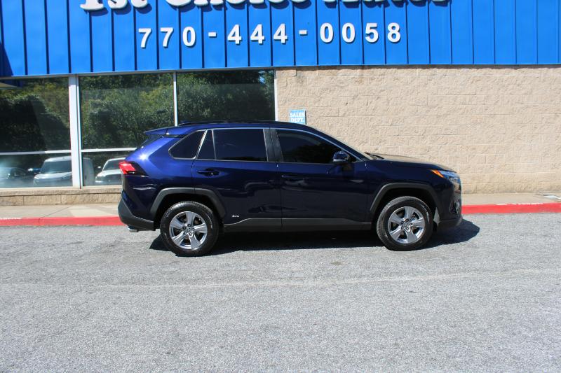 Toyota RAV4 Hybrid XLE AWD (Natl) 2022