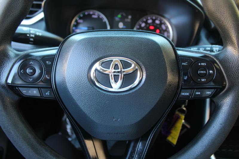 Toyota RAV4 Hybrid LE AWD (Natl) 2021