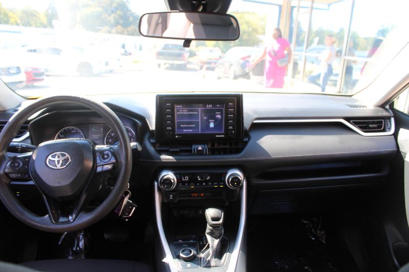 Toyota RAV4 Hybrid LE AWD (Natl) 2021