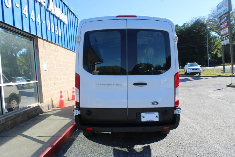 Ford Transit Cargo Van T-250 148" Med Rf 9000 GVWR Sliding RH Dr 2015