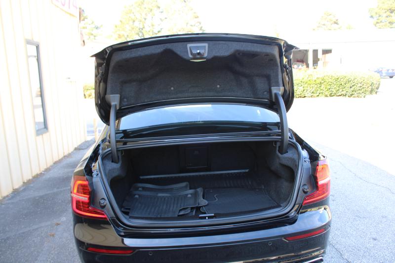 Volvo S60 B5 AWD Black Edition Momentum 2022