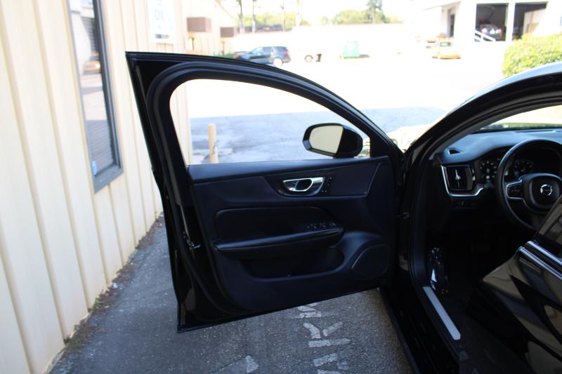 Volvo S60 B5 AWD Black Edition Momentum 2022