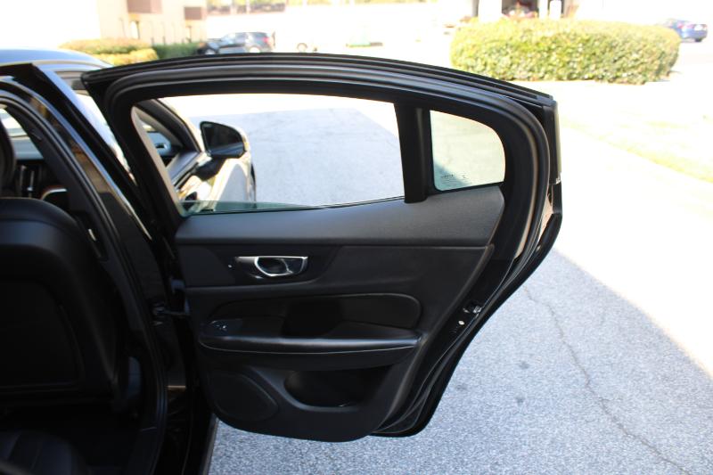 Volvo S60 B5 AWD Black Edition Momentum 2022