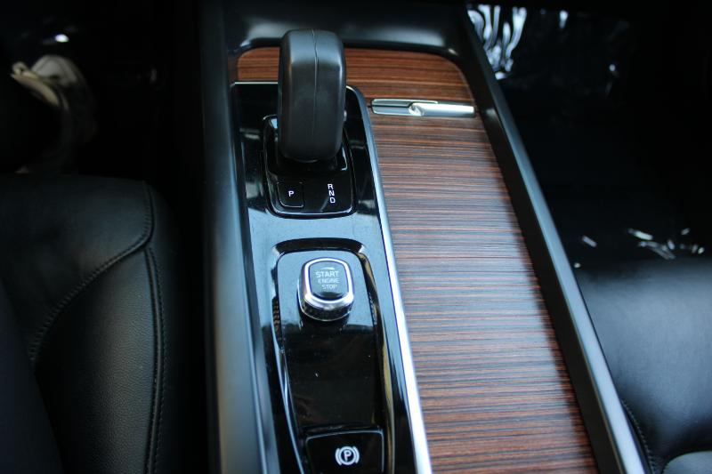 Volvo S60 B5 AWD Black Edition Momentum 2022
