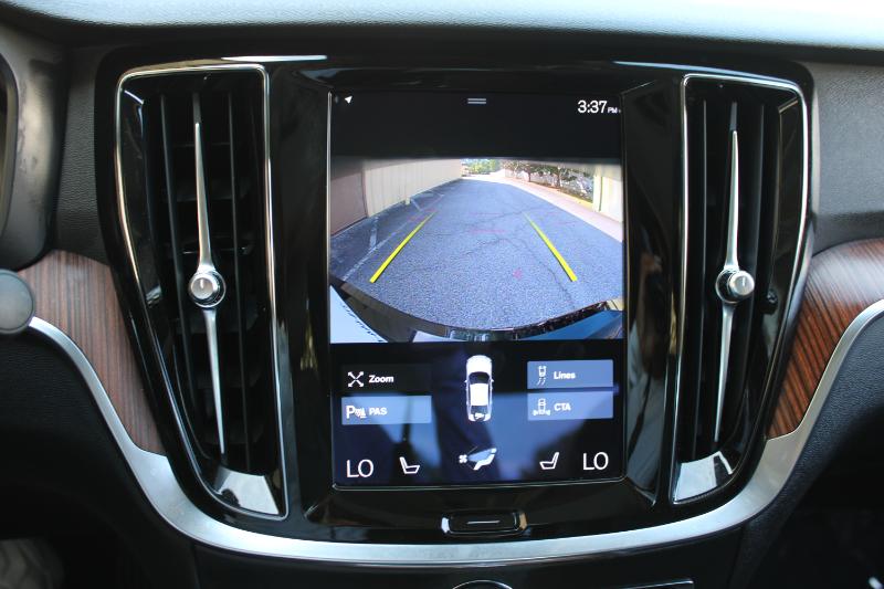Volvo S60 B5 AWD Black Edition Momentum 2022