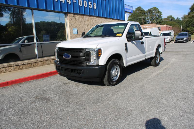 Ford Super Duty F-250 SRW XLT 2WD Reg Cab 8' Box 2019