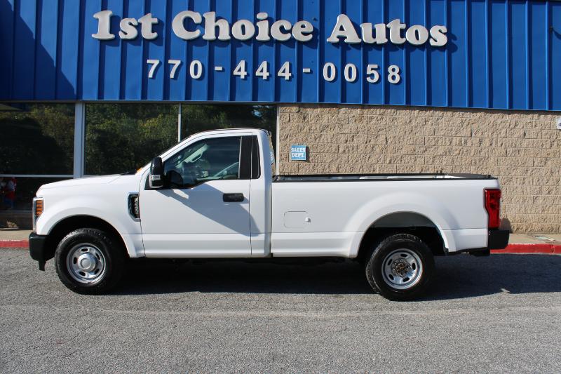 Ford Super Duty F-250 SRW XLT 2WD Reg Cab 8' Box 2019