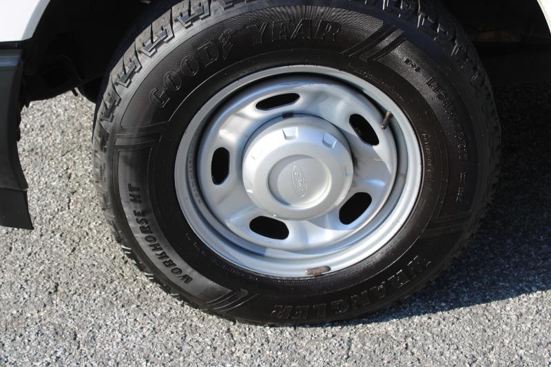 Ford Super Duty F-250 SRW XLT 2WD Reg Cab 8' Box 2019