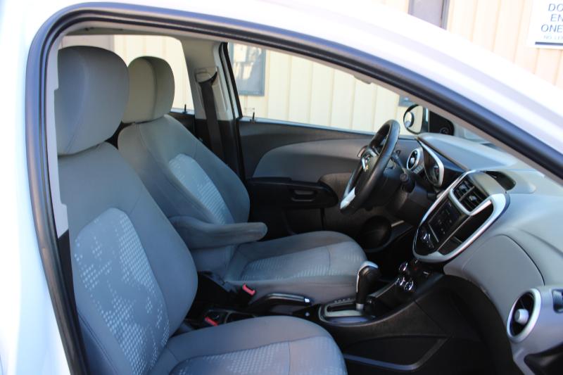 Chevrolet Sonic 5dr HB LT w/1FL 2020