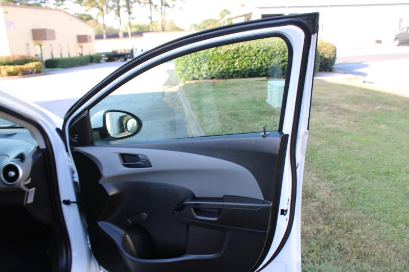 Chevrolet Sonic 5dr HB LT w/1FL 2020